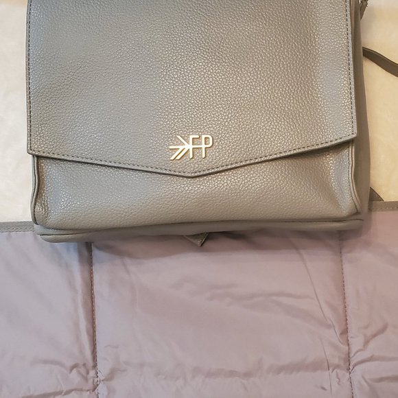 Freshly Picked Diaper/ Crossbody Bag in Stone - Picture 5 of 7